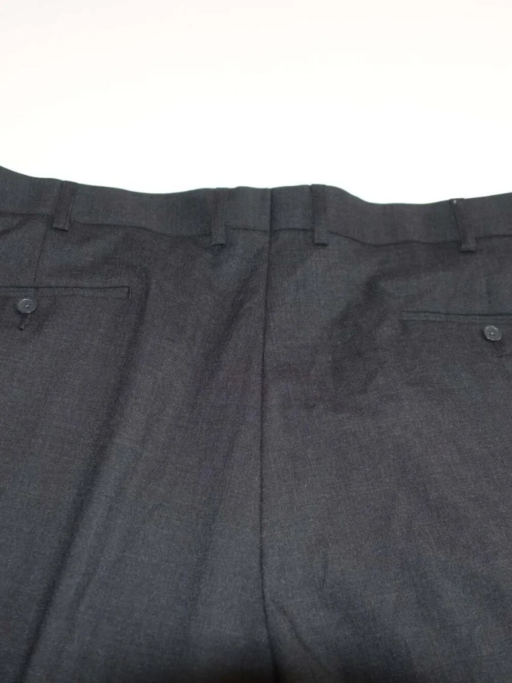 GS Men's 2 Button Suit Size 54 Regular 48 x 32 Charcoal Gray Wool Blend 54R
